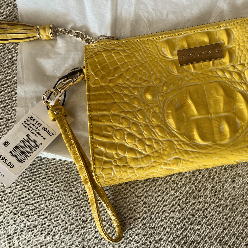NWT Brahmin Millie Wristlet